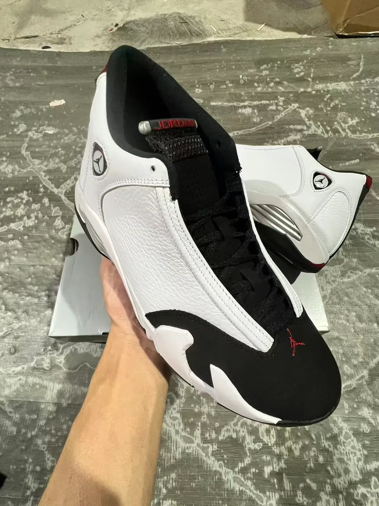Air Jordan 14 Branco Preto Prata Tênis de Basquete 2