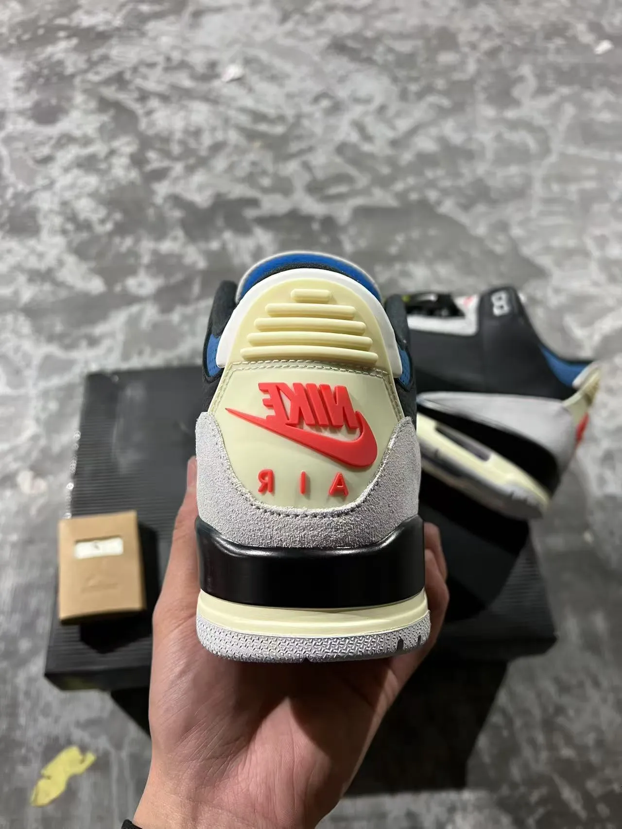 Air Jordan 3 Black Cement Blue Basketball Shoes 8