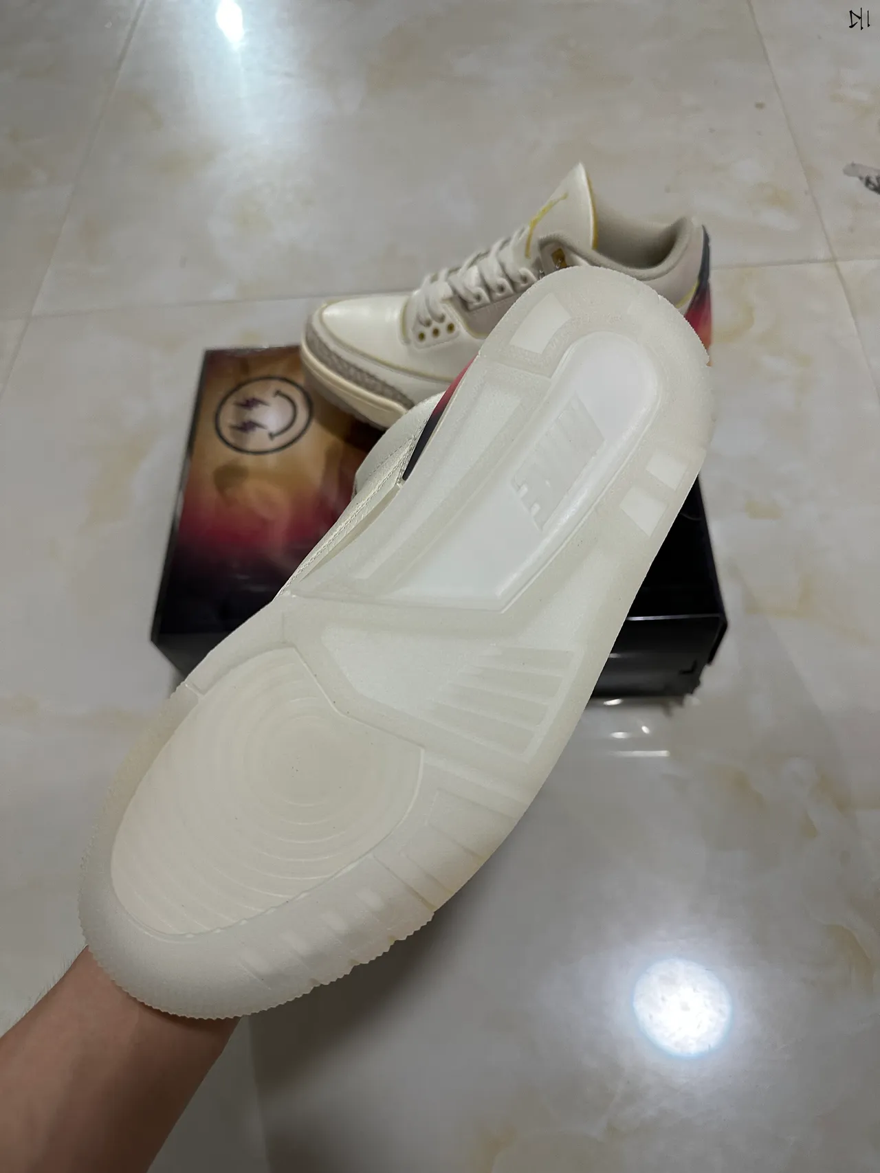 Chaussures de basketball Air Jordan 3 Off-White à talon dégradé crème 6