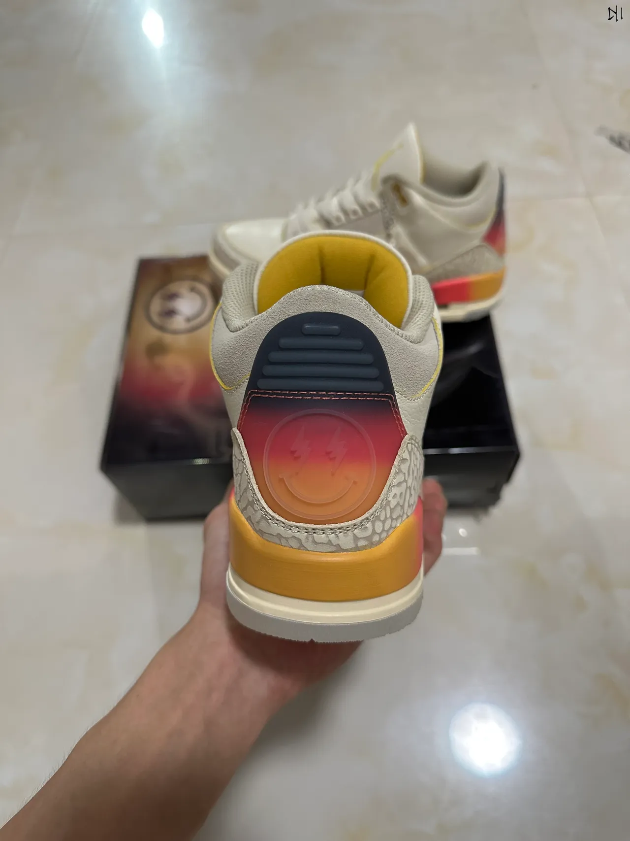 Chaussures de basketball Air Jordan 3 Off-White à talon dégradé crème 7
