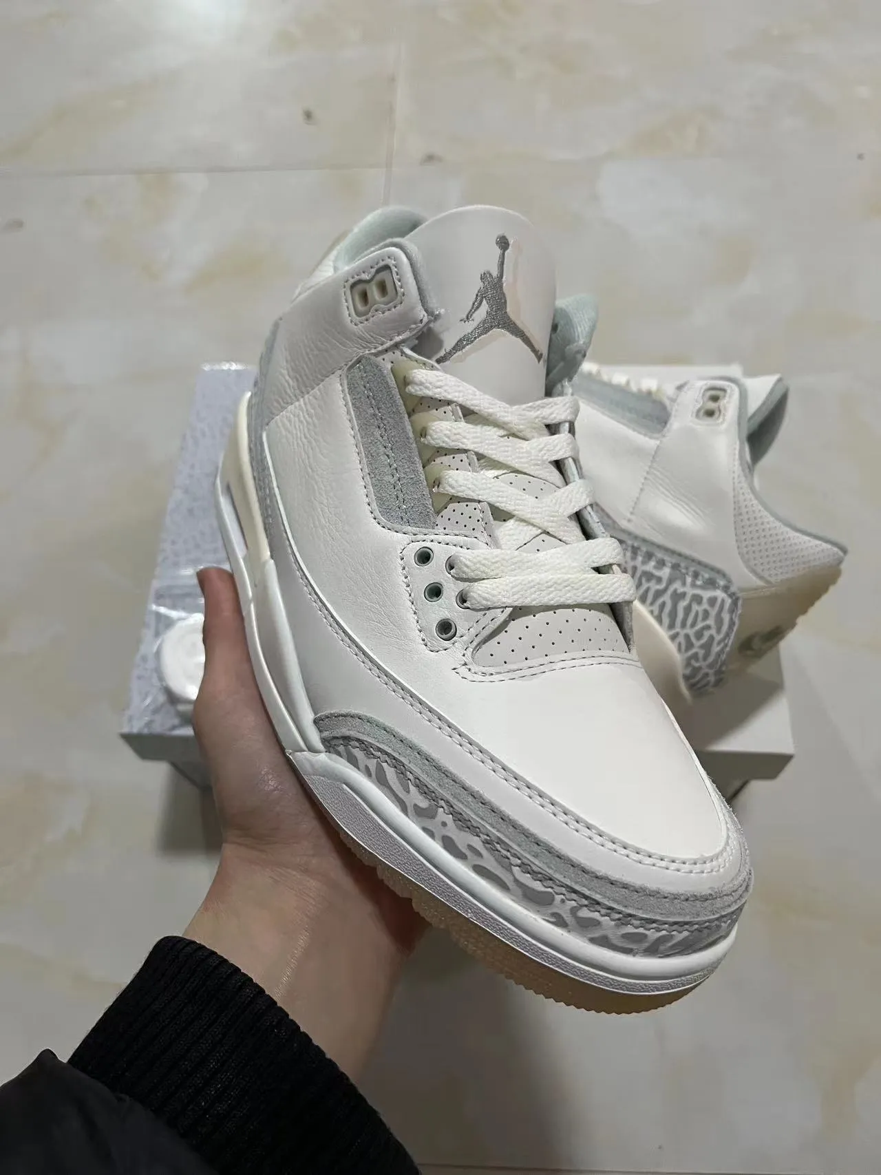 Air Jordan 3 White Elephant Print Basketball Shoes 2