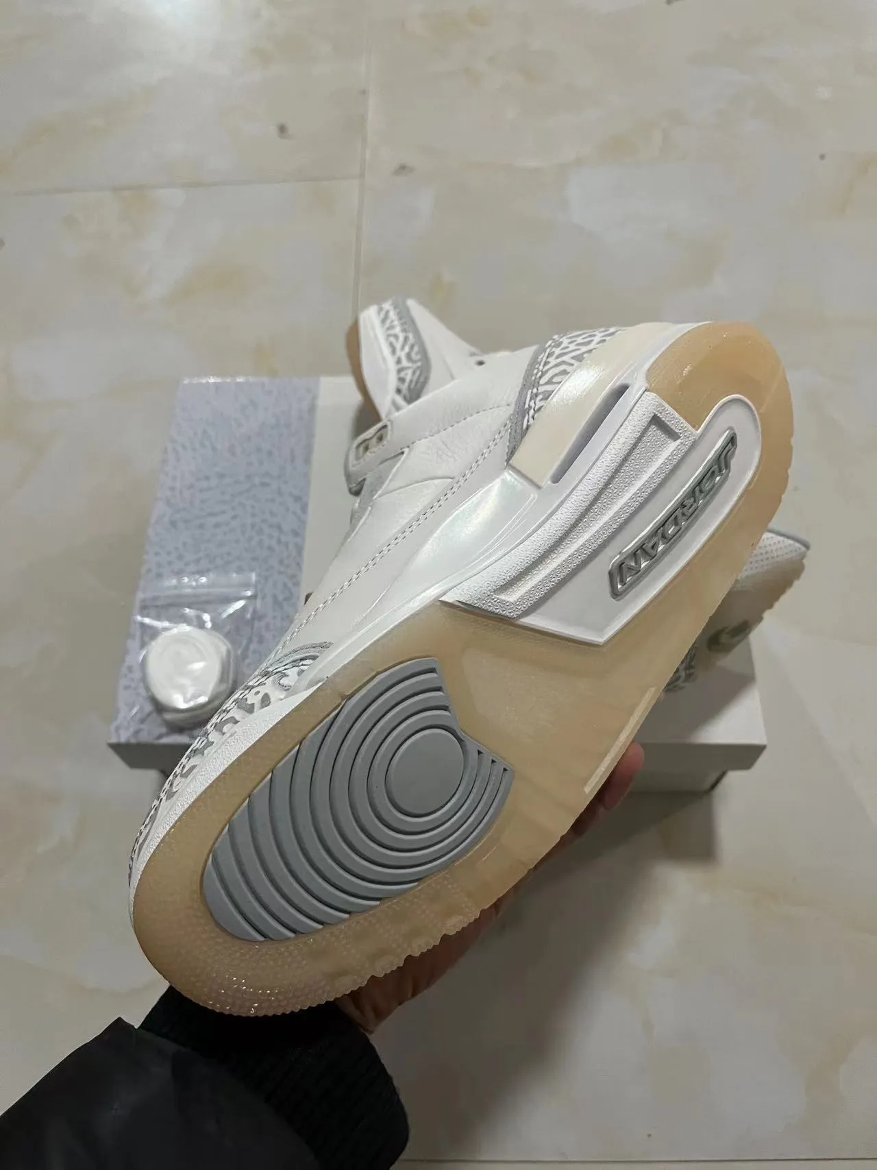Air Jordan 3 White Elephant Print Basketball Shoes 6