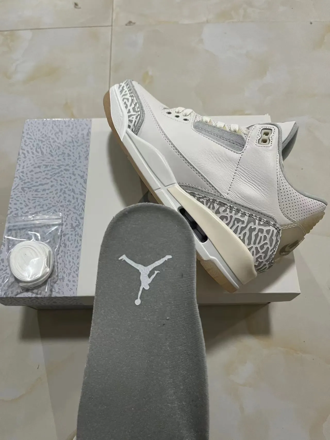 Air Jordan 3 White Elephant Print Basketball Shoes 10