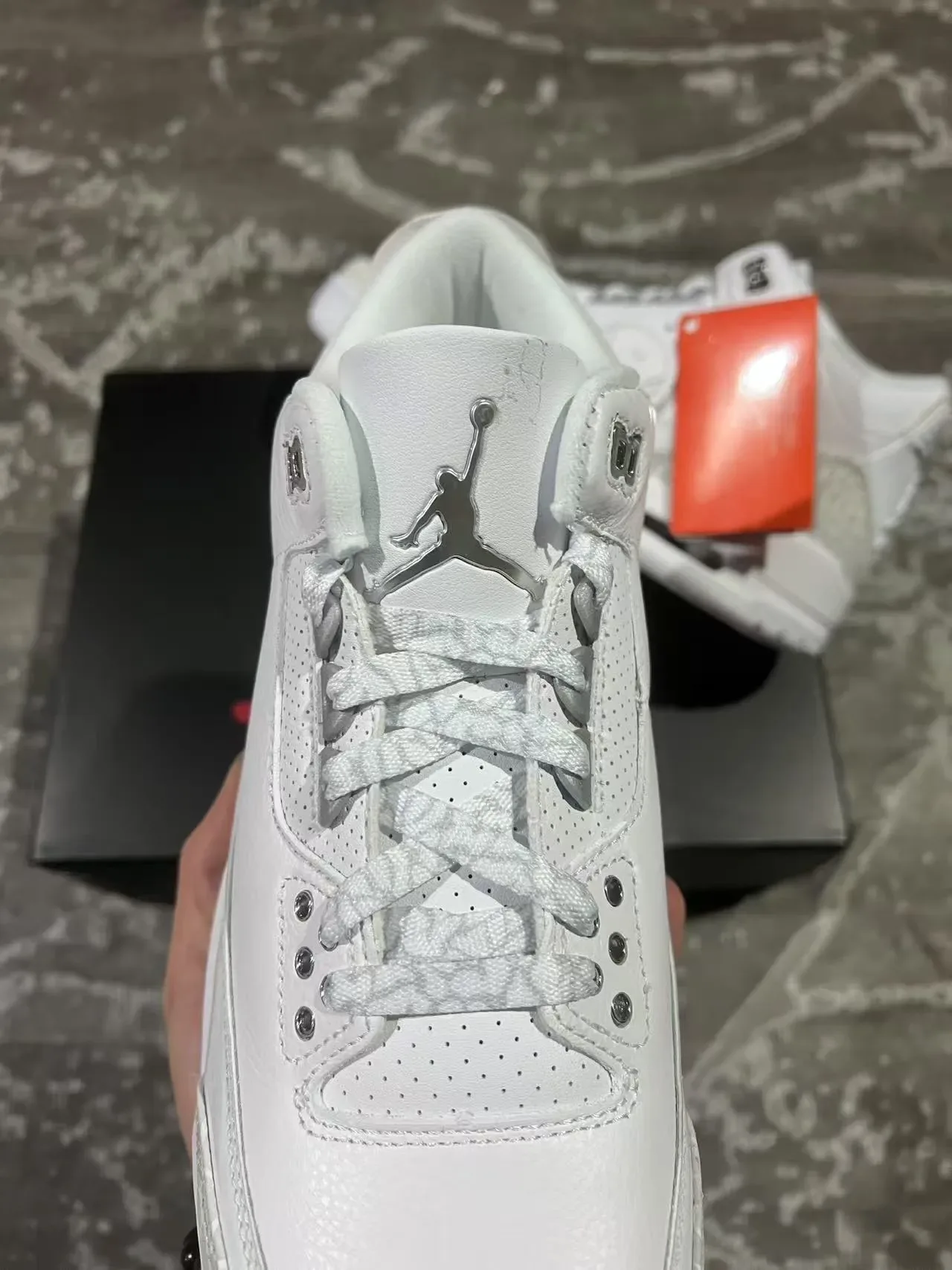 Air Jordan 3 Estampa Elefante Branco Tênis de Basquete 4