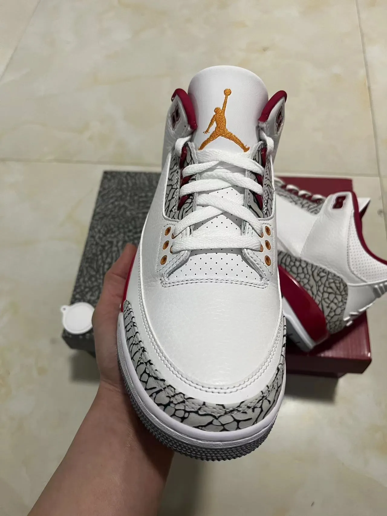 Air Jordan 3 White University Red Elephant Print Basketball Shoes 3