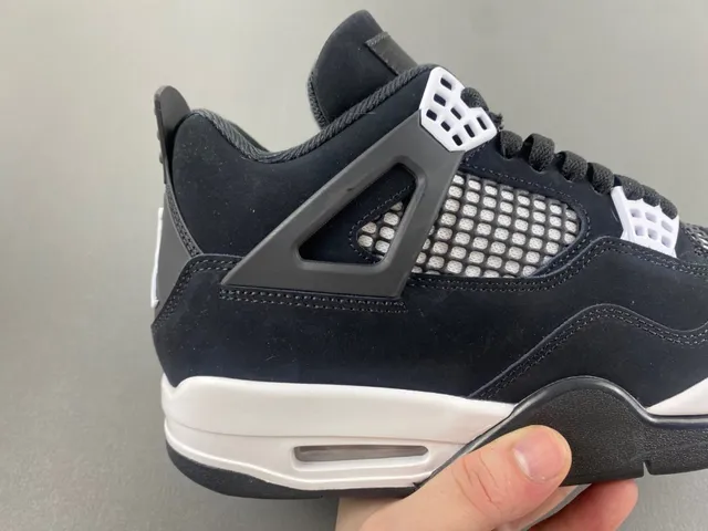 Air Jordan 4 Black White Basketball Shoes 3