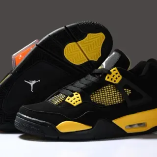 Air Jordan 4 黑黄篮球鞋