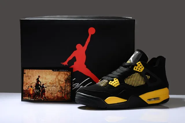 Air Jordan 4 Noir Jaune Chaussures de Basketball 5