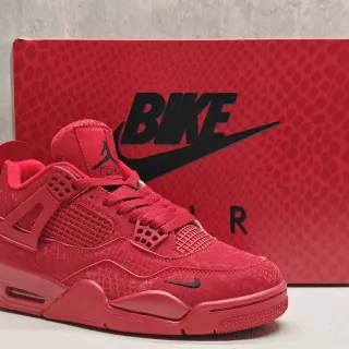 Air Jordan 4 单色红蛇纹压花篮球鞋