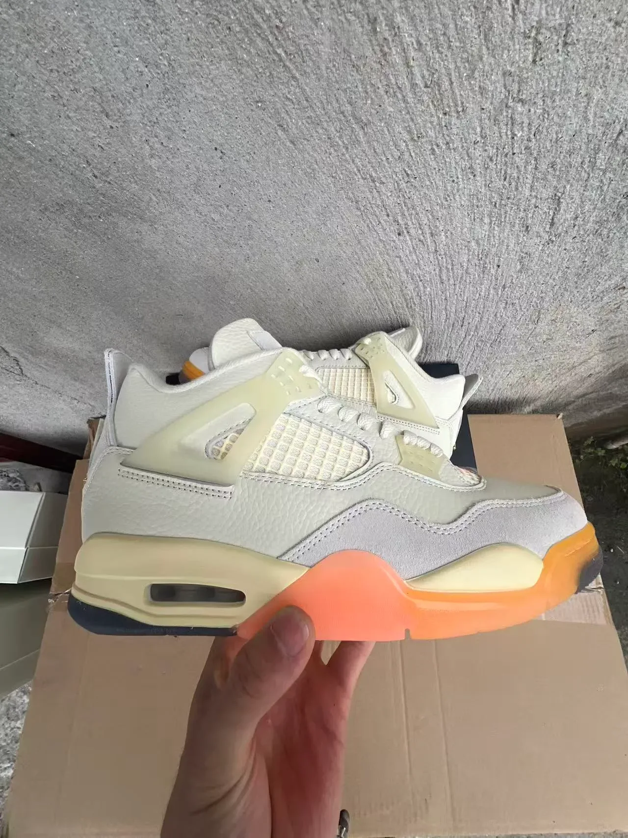 Air Jordan 4 Off-White e Laranja Tênis de Basquete 7