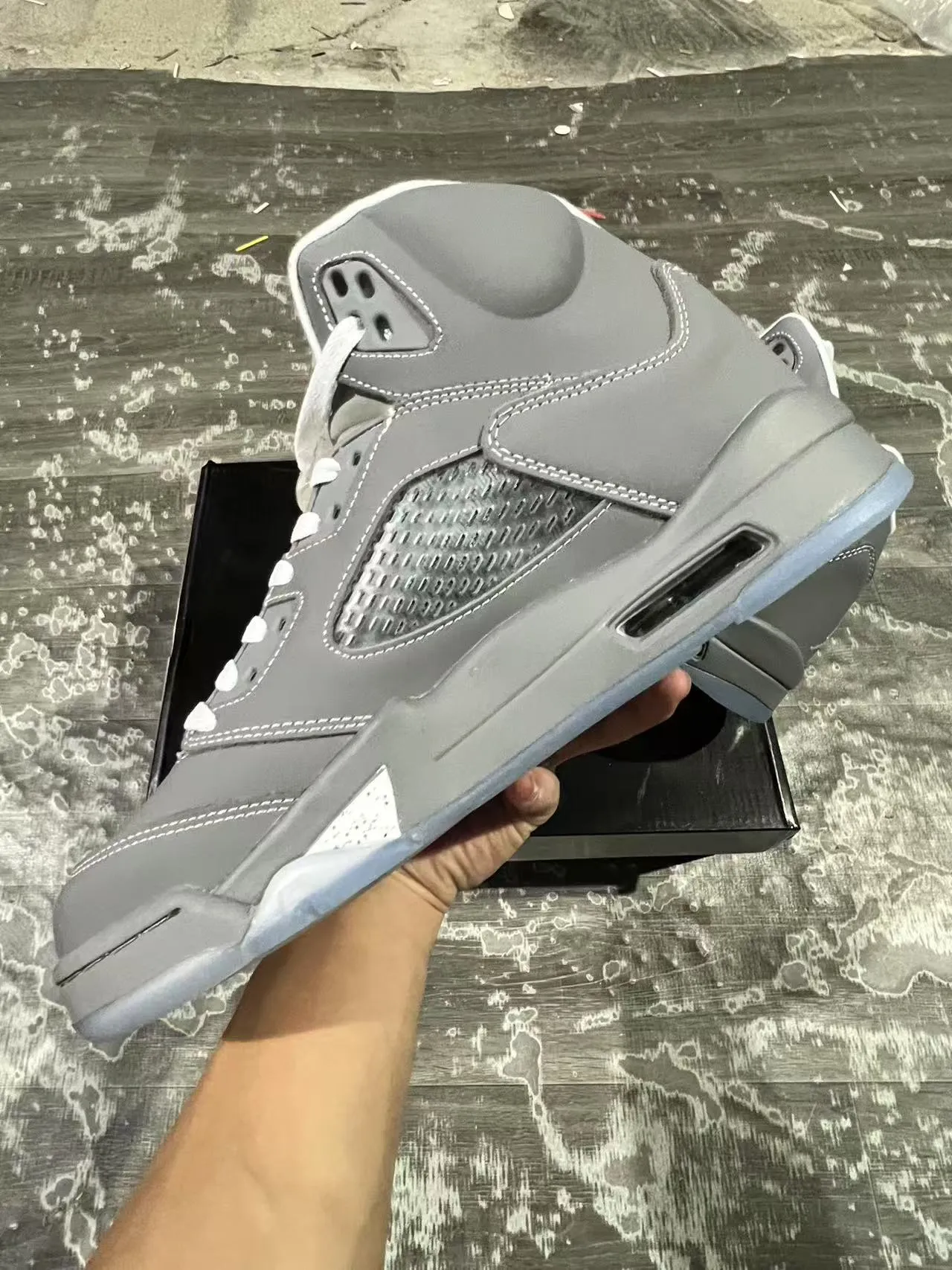 Air Jordan 5 Gray and White Basketball Shoes 5