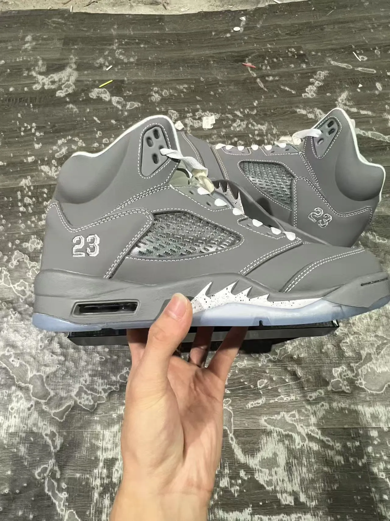 Air Jordan 5 Gray and White Basketball Shoes 7