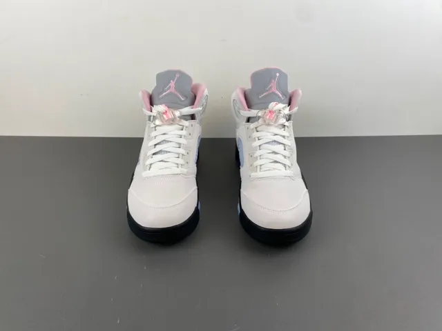 حذاء كرة السلة Air Jordan 5 Off-White باللونين الوردي والأزرق 11