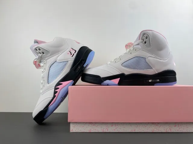 حذاء كرة السلة Air Jordan 5 Off-White باللونين الوردي والأزرق 15