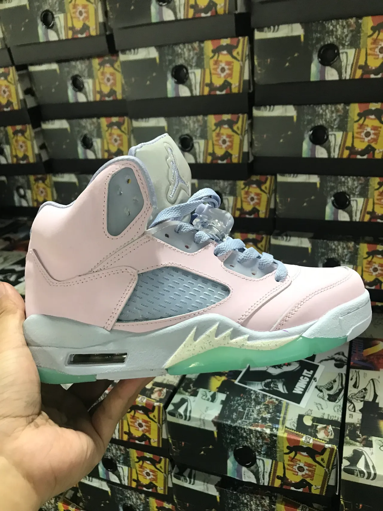 Chaussures de basketball Air Jordan 5 rose pâle et argenté 3
