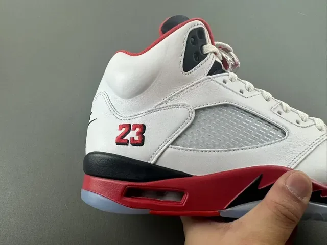Air Jordan 5 White Red Black Chaussures de basketball 3