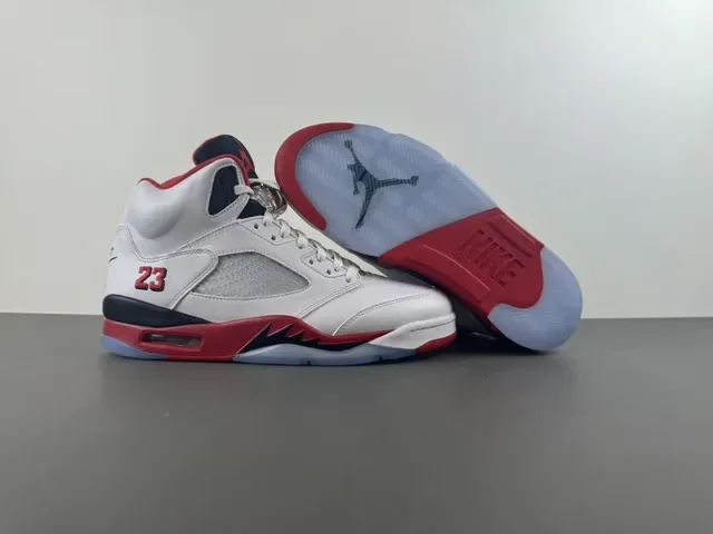Air Jordan 5 White Red Black Chaussures de basketball 12