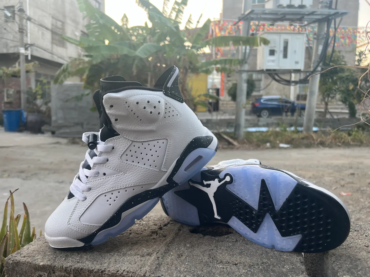 Air Jordan 6 White Black Speckled Icy Sole Basketball Shoes 3