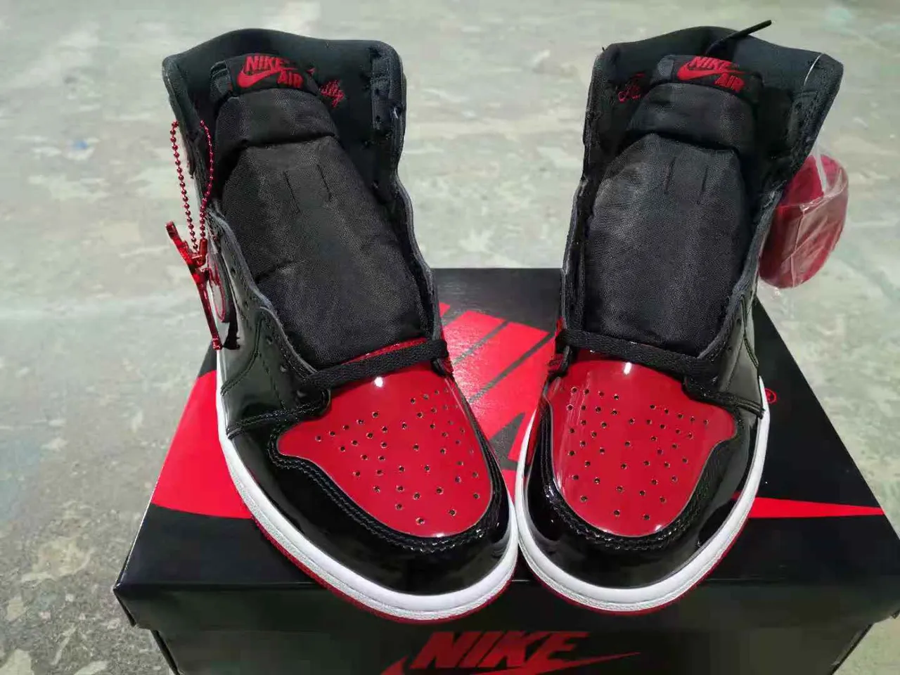 Air Jordan Black Red Glossy Patent Leather High-Top Silhouette Basketball Shoes 5