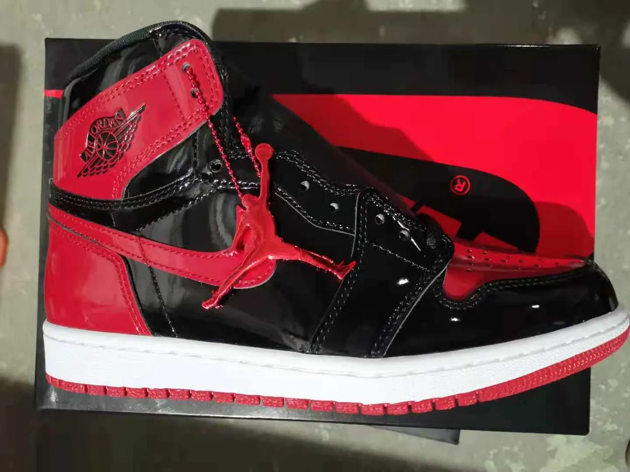 Air Jordan Black Red Glossy Patent Leather High-Top Silhouette Basketball Shoes 6
