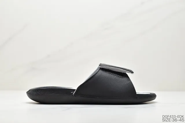 Air Jordan Black White Leather-Like Strap Jumpman Logo Slippers 6