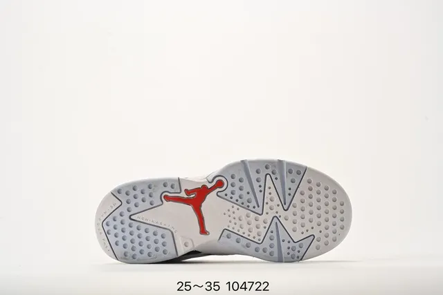 Tênis de basquete Air Jordan cano alto com colarinho acolchoado branco e azul 8
