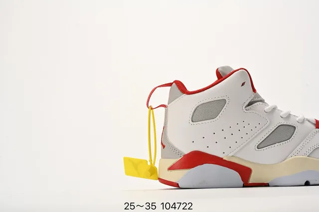 Tênis de basquete Air Jordan cano alto com colarinho acolchoado branco e azul 13