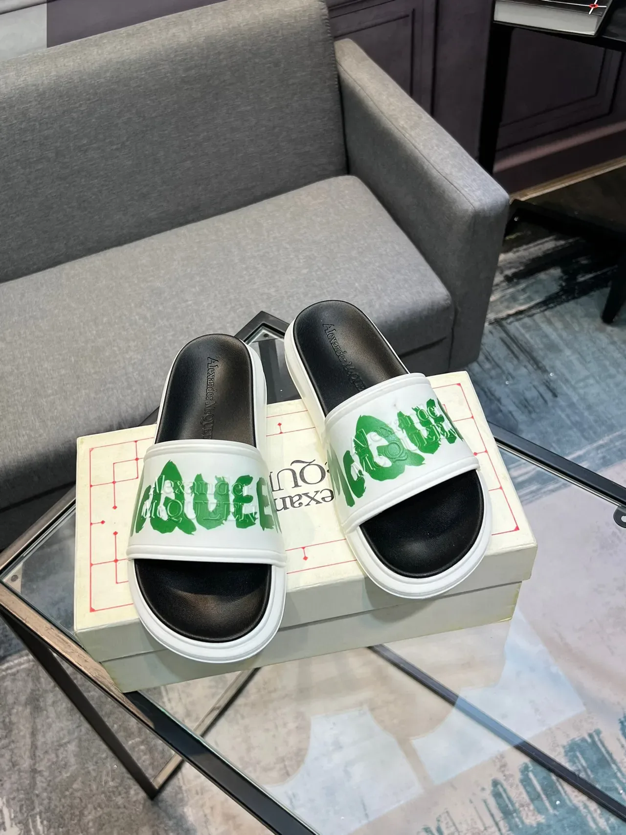 Alexander McQueen McQ Slide সাদা সবুজ লোগো স্লিপার্স 5