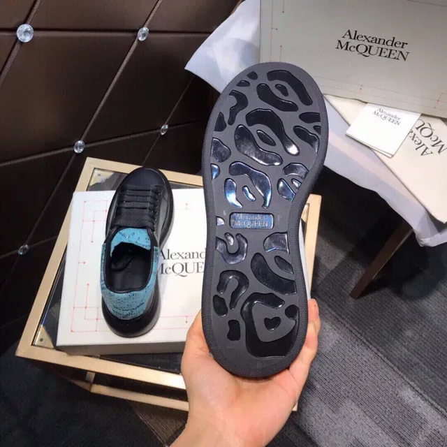 حذاء Alexander McQueen oversized أسود أزرق كعب منصة بدون أربطة حزام مرنة أحذية أسلوب حياة 4