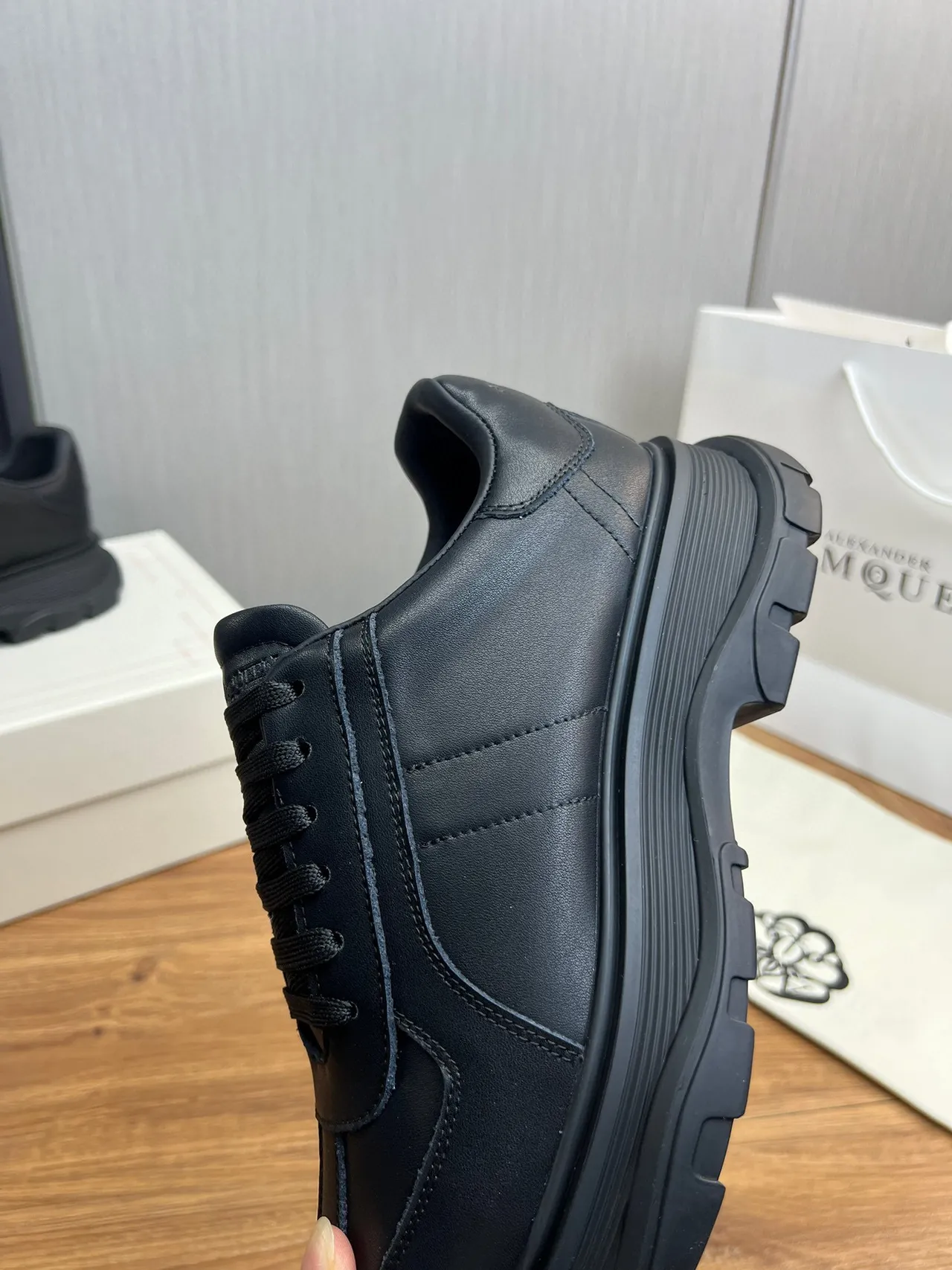 Alexander McQueen Oversized Sneaker Black Chunky Sneakers 2