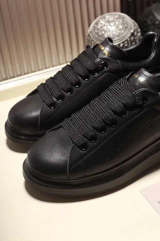 Alexander McQueen Oversized Sneaker Black Lifestyle Sneakers 4