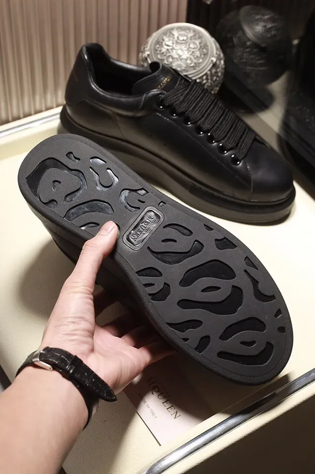 Alexander McQueen Oversized Sneaker Black Lifestyle Sneakers 5