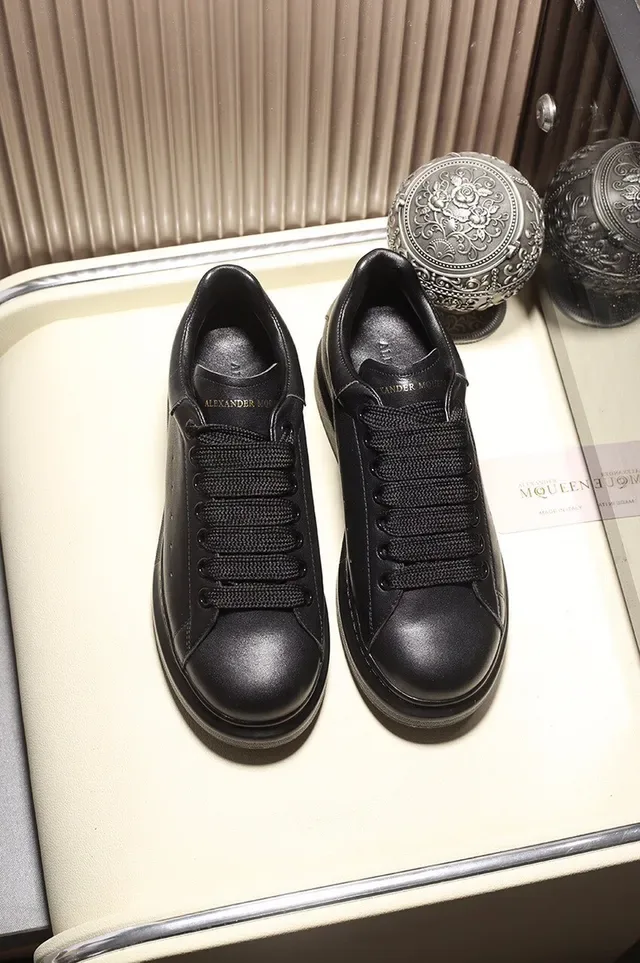 Alexander McQueen Oversized Sneaker Black Lifestyle Sneakers 6