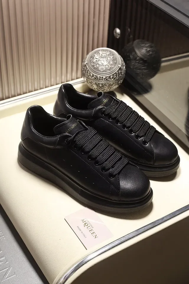 Alexander McQueen Oversized Sneaker Black Lifestyle Sneakers 8