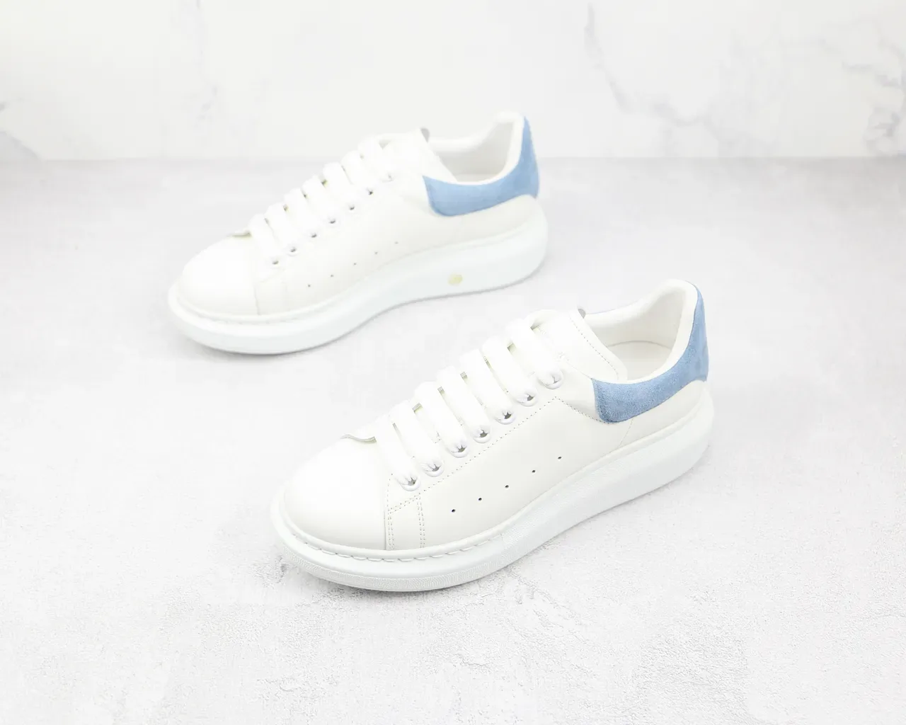 Alexander McQueen Oversized Sneaker White Blue Platform Sole Smooth Leather Upper Lifestyle Sneakers 7