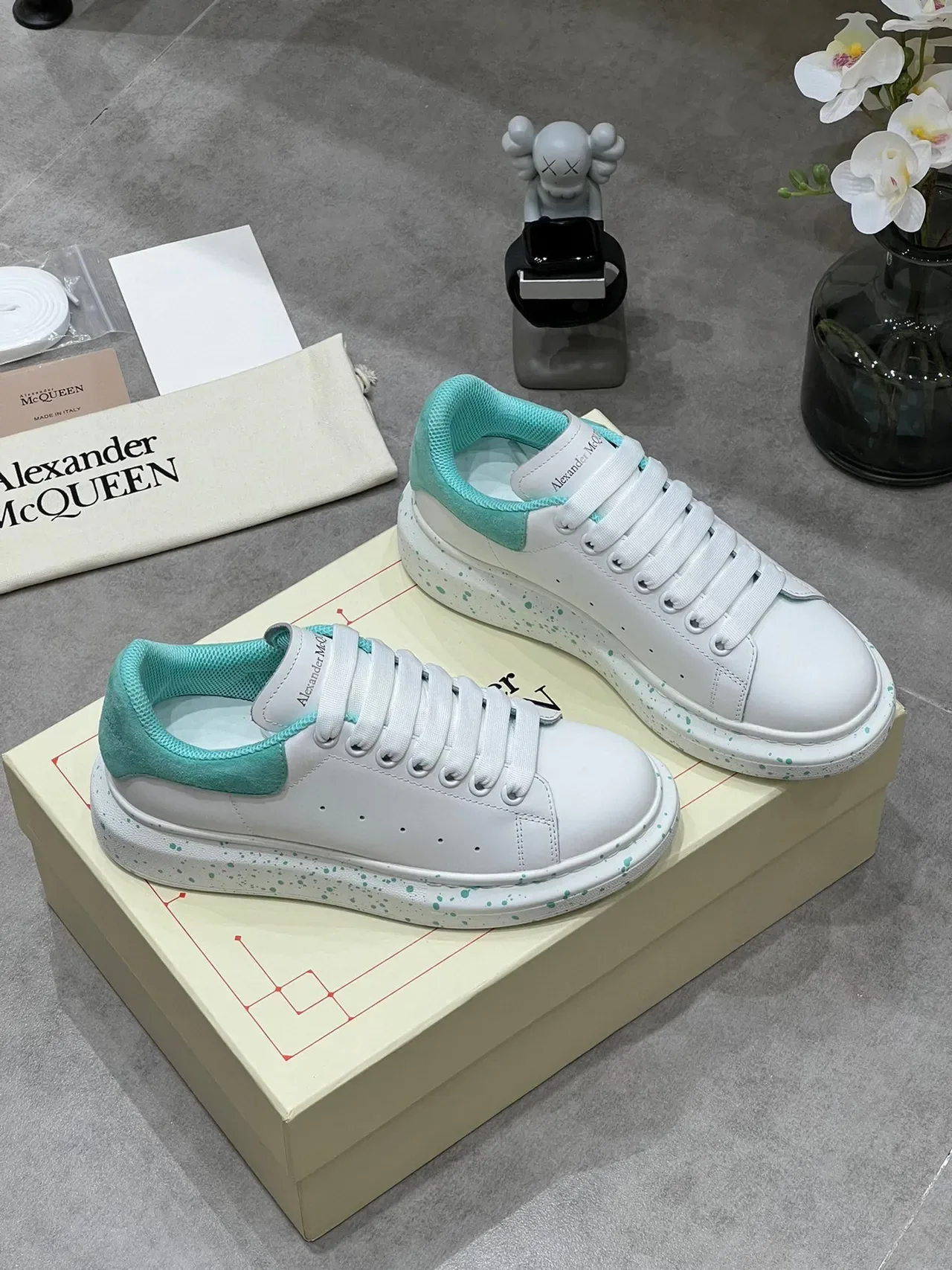 Alexander McQueen حذاء رياضي كبير أبيض أخضر كعب منصة جلد أعلى حذاءات أسلوب الحياة 8