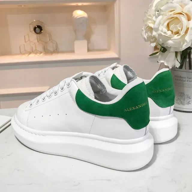 Alexander McQueen حذاء رياضي Oversized أبيض أخضر كعب جلدي علوي نمط حياة حذاء رياضي 3