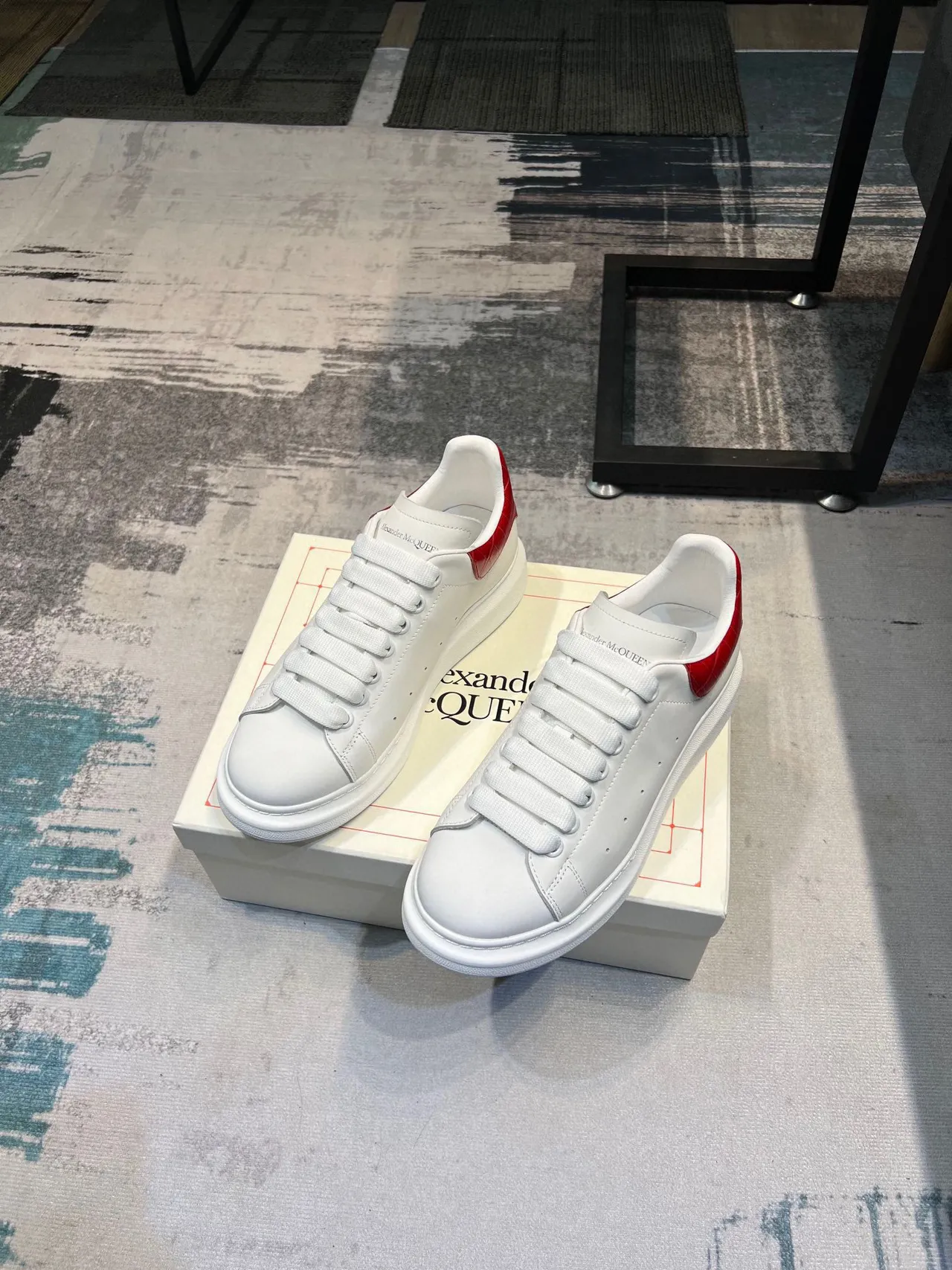 Alexander McQueen Oversized Sneaker White Red Platform Sole Smooth Leather Upper Lifestyle Sneakers 5