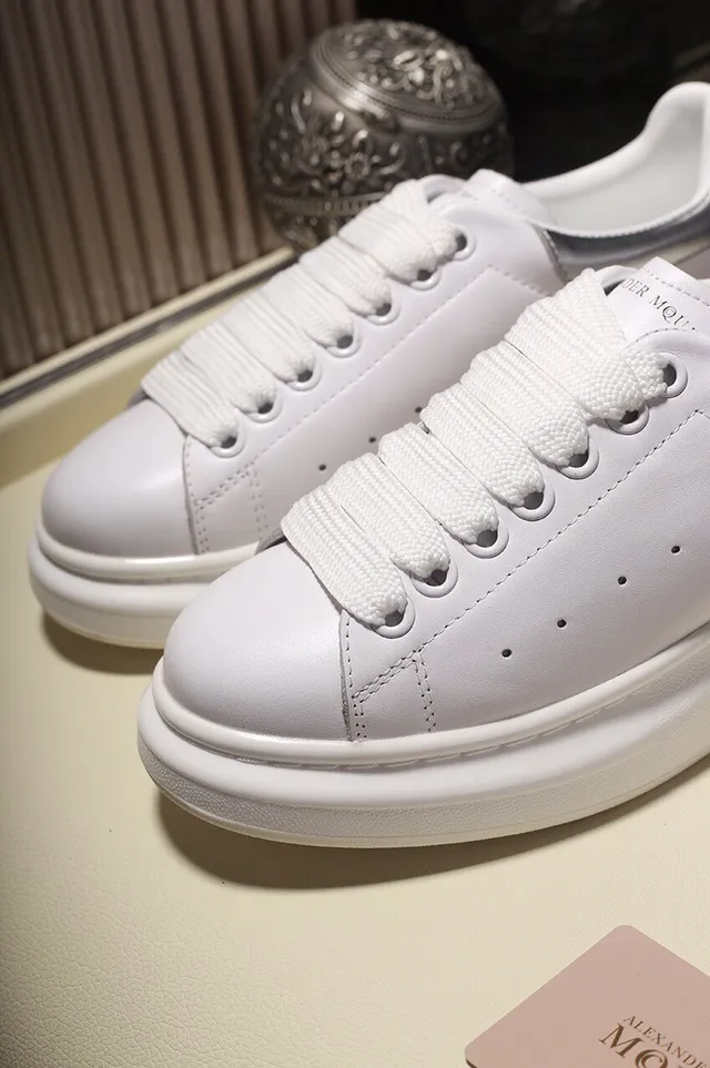 Alexander McQueen Oversized Sneaker White Silver Platform Sole Leather Upper Chunky Sneakers 4