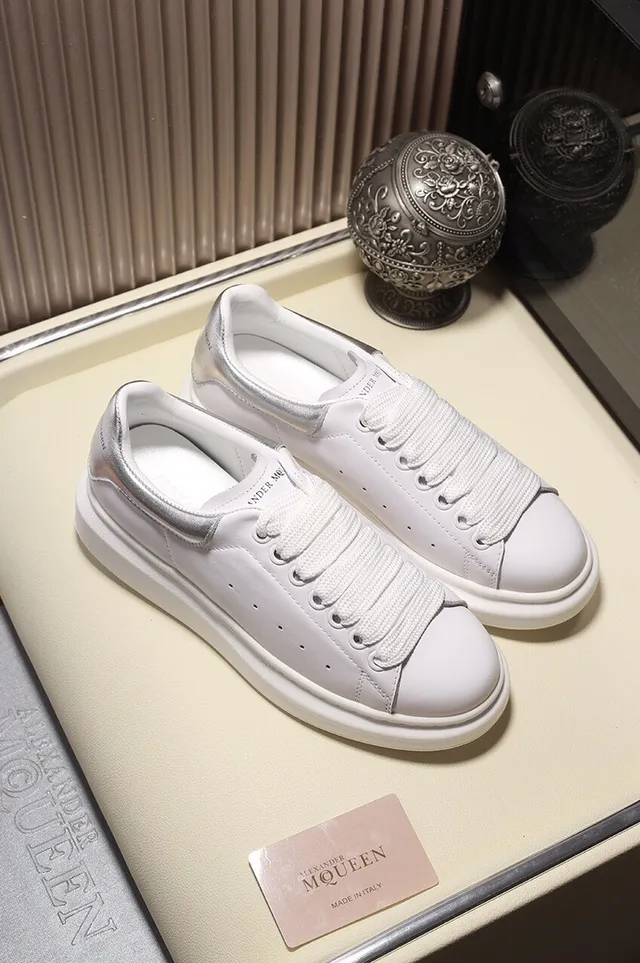 Alexander McQueen Oversized Sneaker White Silver Platform Sole Leather Upper Chunky Sneakers 7