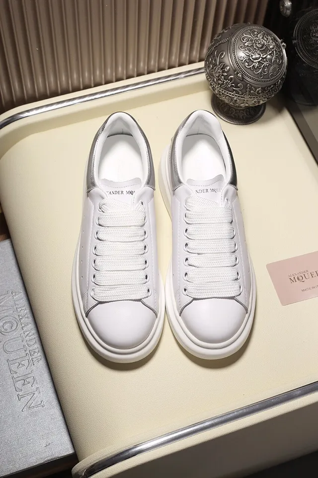 Alexander McQueen Oversized Sneaker White Silver Platform Sole Leather Upper Chunky Sneakers 9