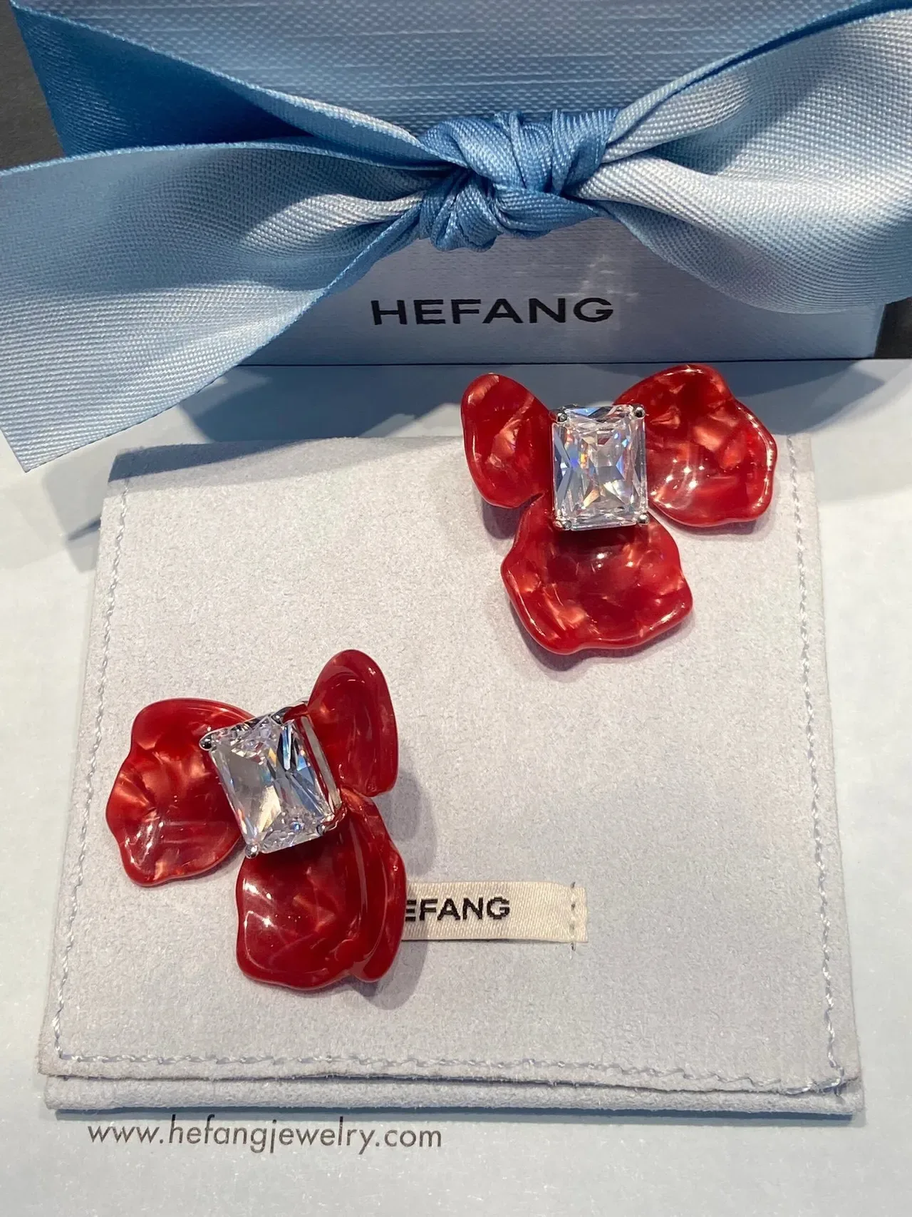 Alexander Wang Red Transparent Floral Motif Glossy Resin Petals Earrings 4