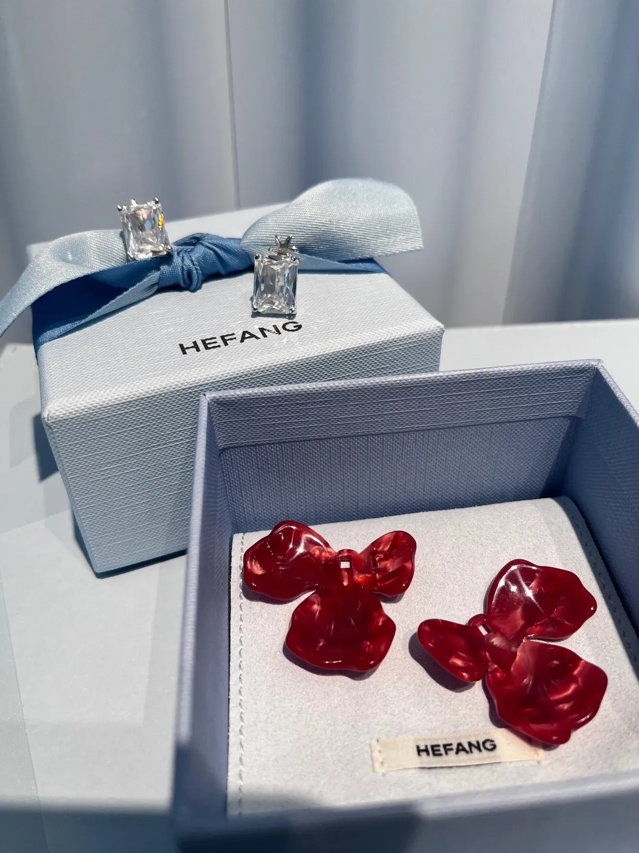 Alexander Wang Red Transparent Floral Motif Glossy Resin Petals Earrings 5
