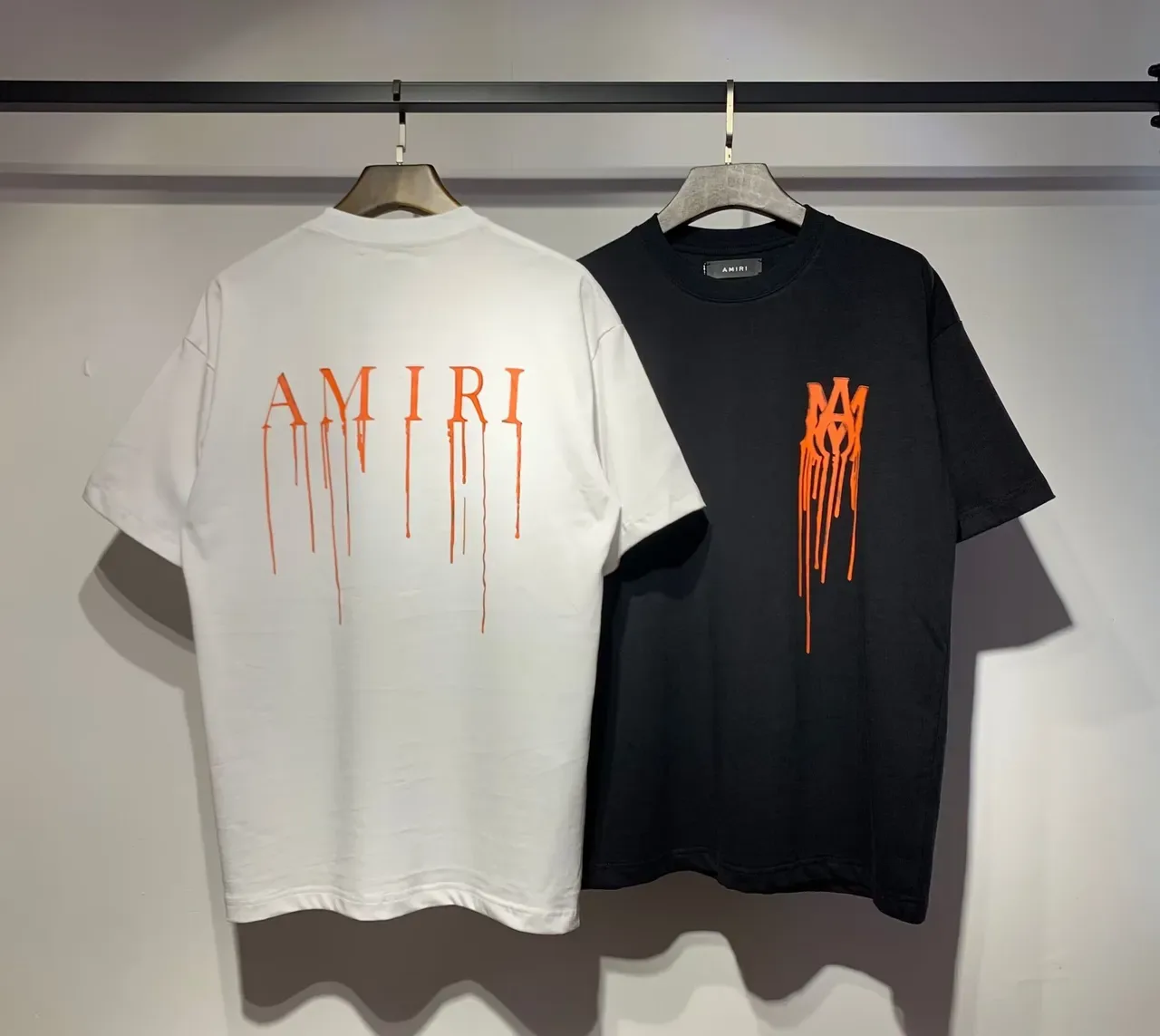 Amiri Dripping Logo Graphic T-Shirt 10