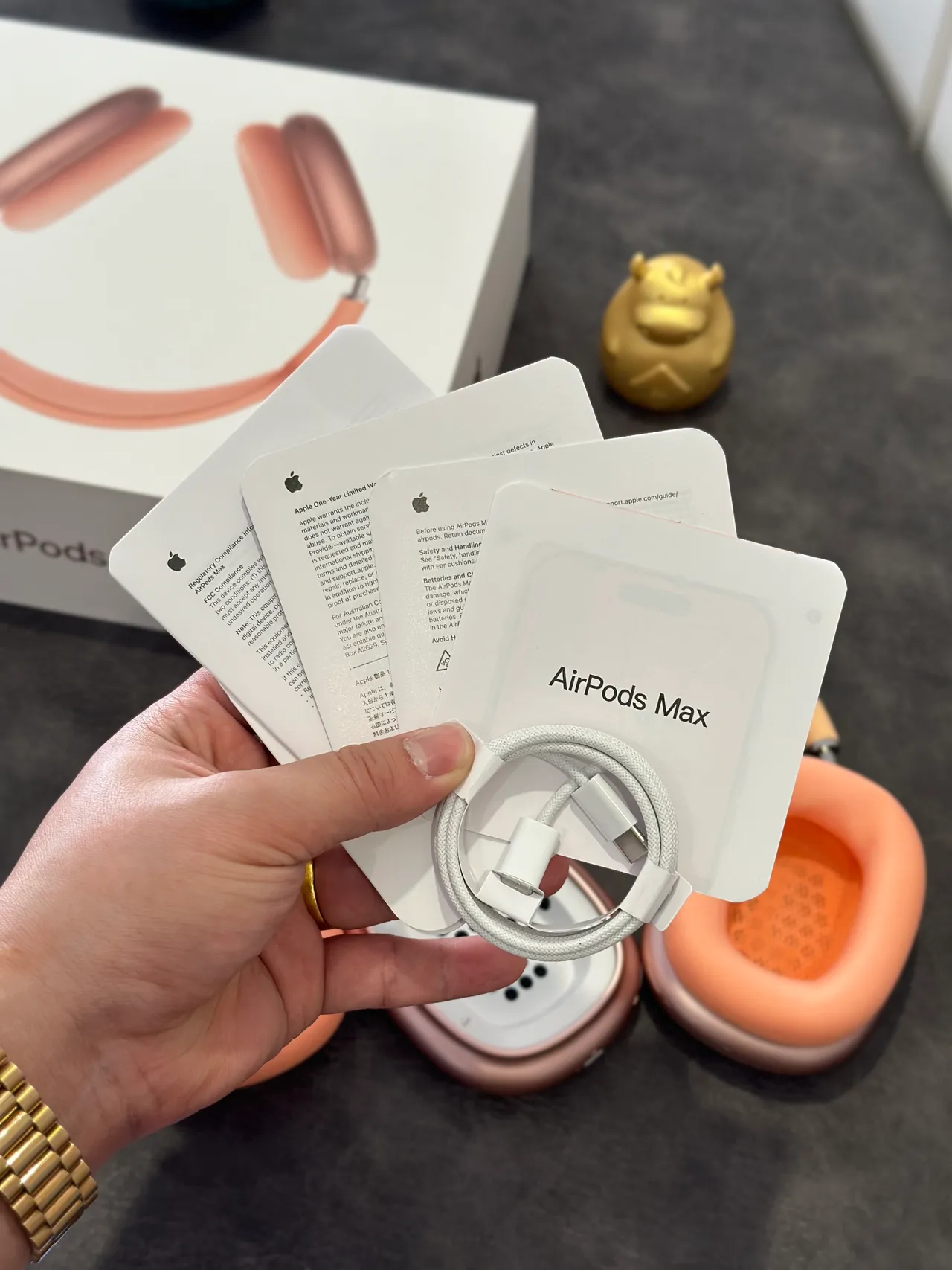 Apple AirPods Max Orange Beige Silicone-Covered Earcups Mesh Headband Over-ear Headphones 9