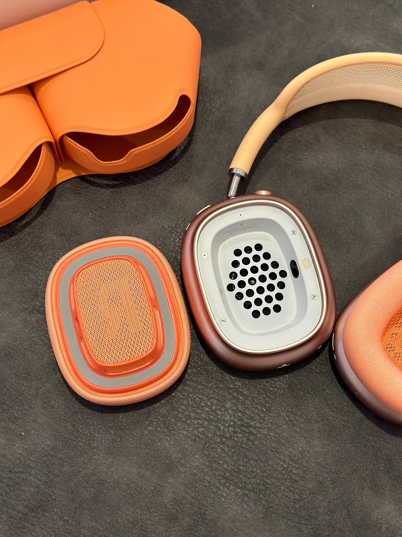 Apple AirPods Max Orange Beige Silicone-Covered Earcups Mesh Headband Over-ear Headphones 12
