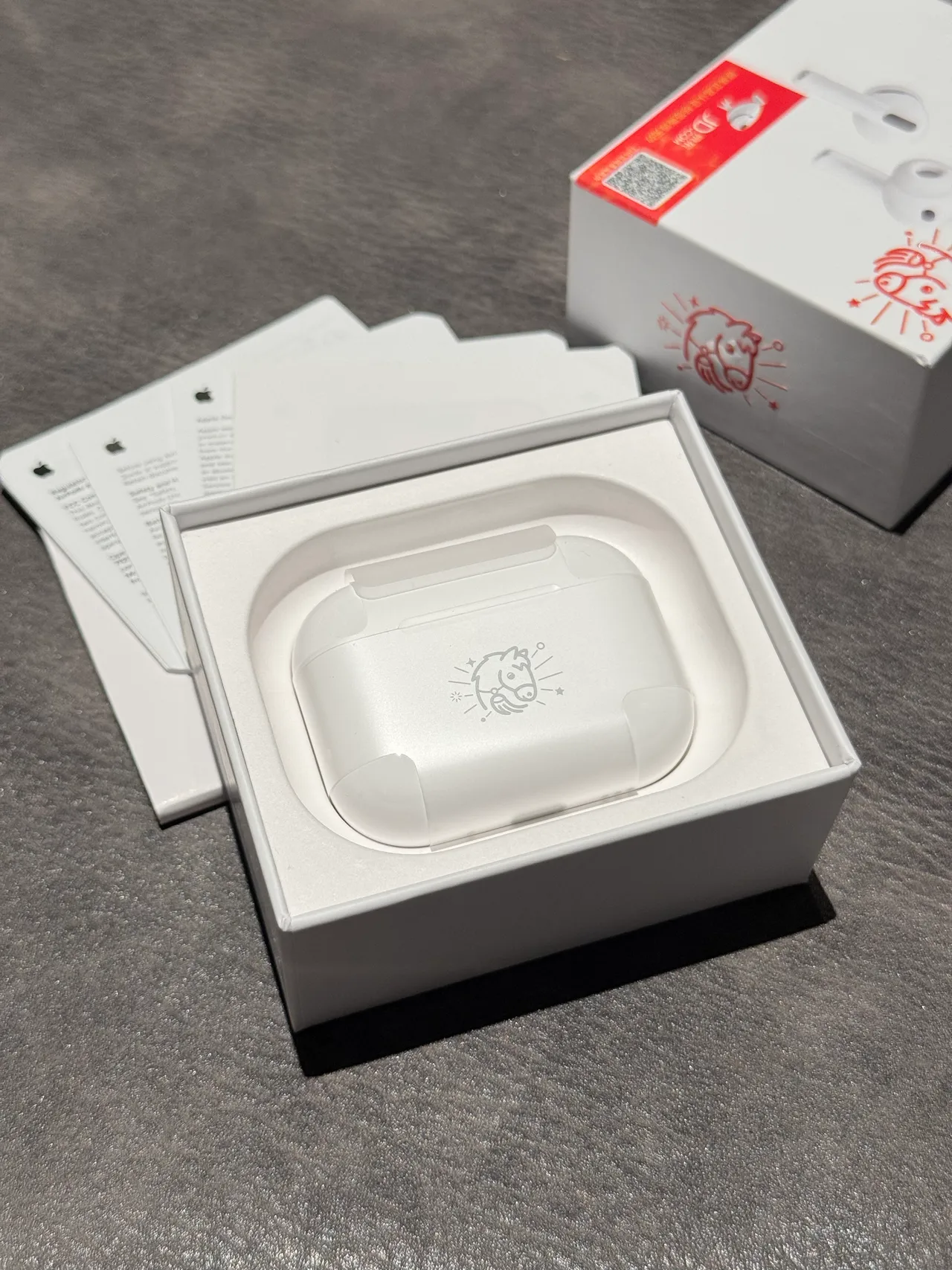 Apple White Stemless Matte Finish TWS Earbuds 2