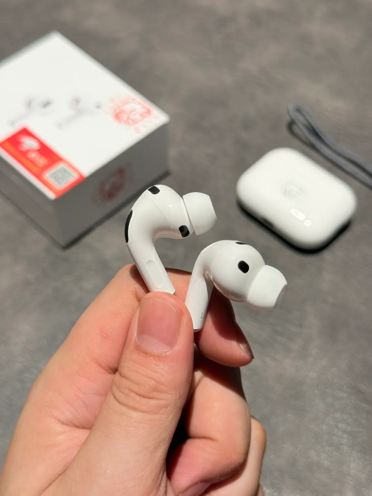 Apple White Stemless Matte Finish TWS Earbuds 8