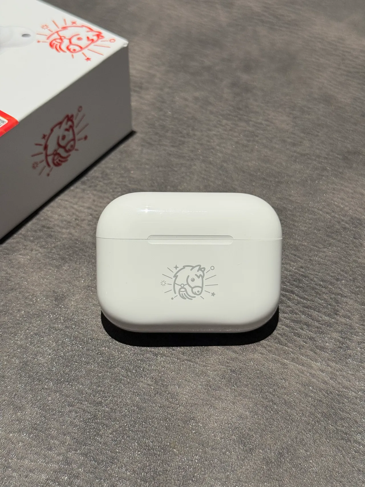 Apple White Stemless Matte Finish TWS Earbuds 15