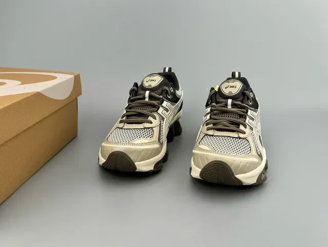 ASICS Beige Black Cage-Style Upper Mesh And Synthetic Overlay Sneakers 4
